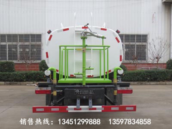 東風(fēng)多利卡灑水車(chē)(國(guó)六)